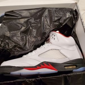 2020 Nike Air Jordan Fire Reds